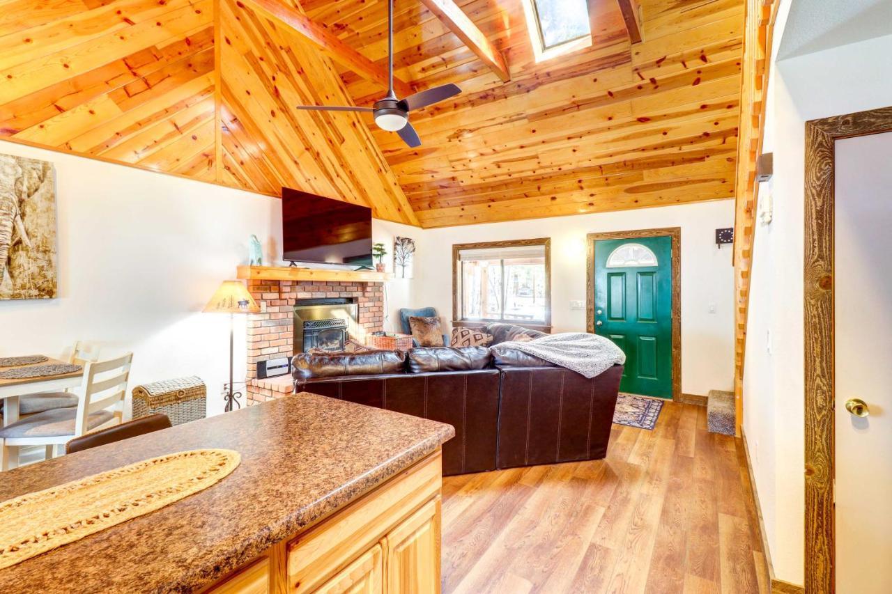 Lakeside Cabin Rental With Hot Tub - Close To Hiking Pinetop-Lakeside Buitenkant foto